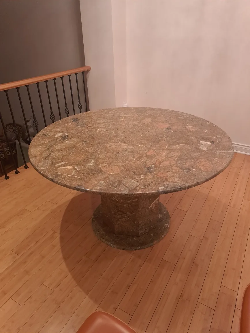 6 seater round marble dining table image indicator(6)