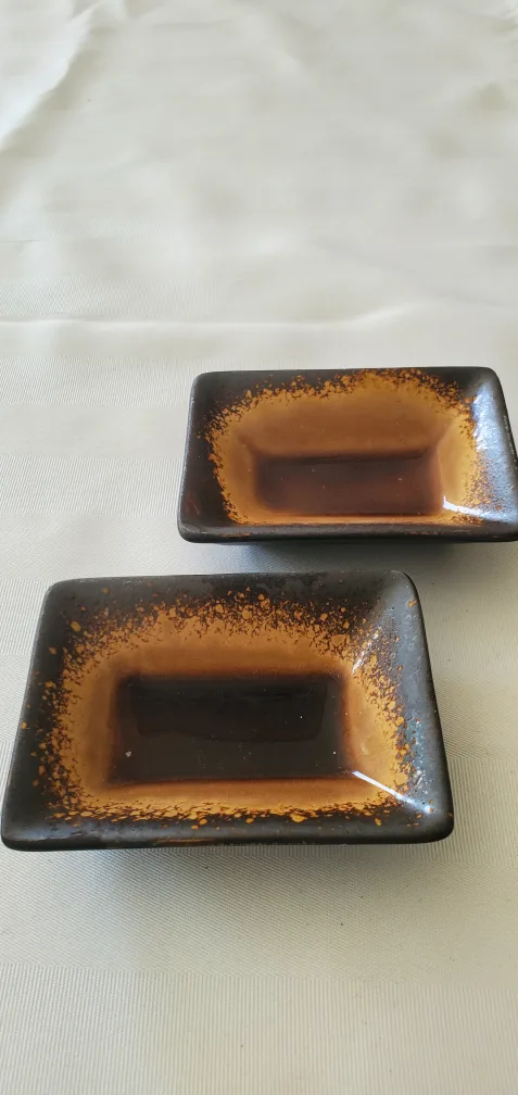 Pier 1 Stoneware Plates - Set of 2 thumbnail