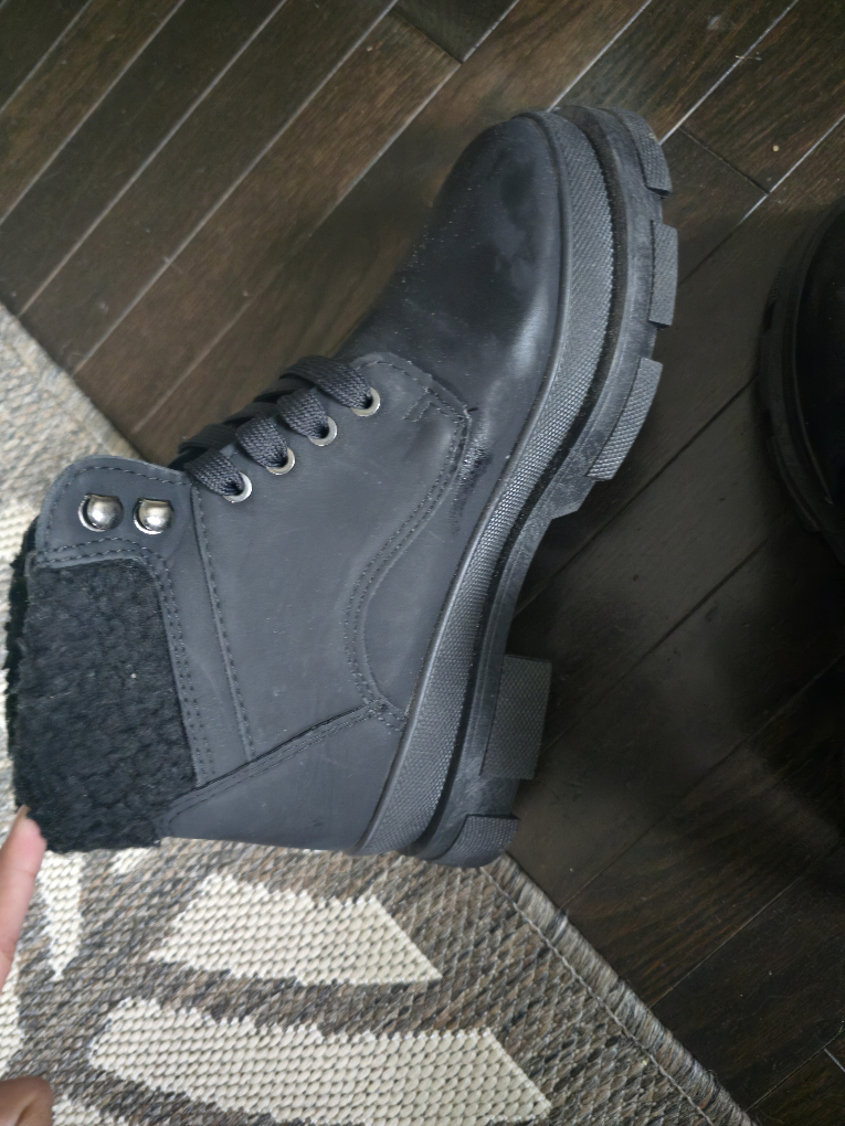 Black Winter Boots