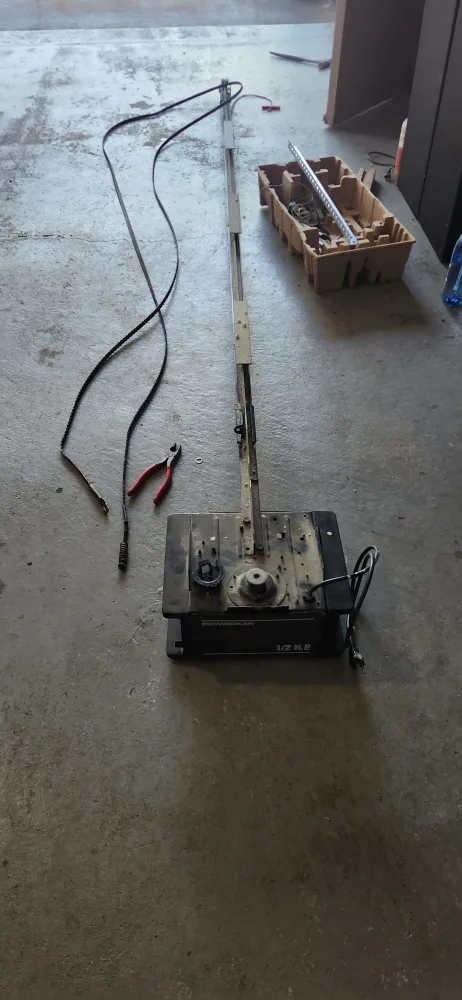 garage door opener 1/2 hp chamberlain thumbnail