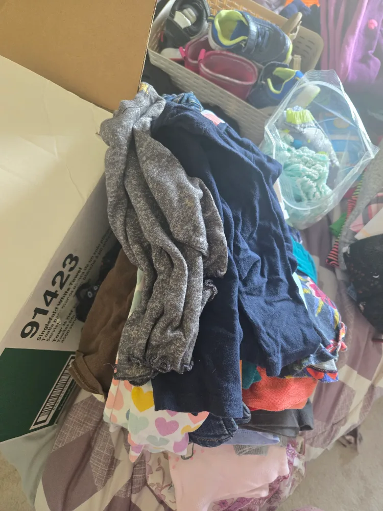 Mixed lot of kids clothes