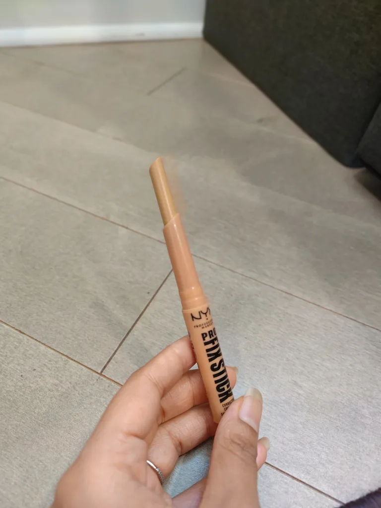 NYX Professional Makeup Pro Fix Stick Corrector image indicator(2)