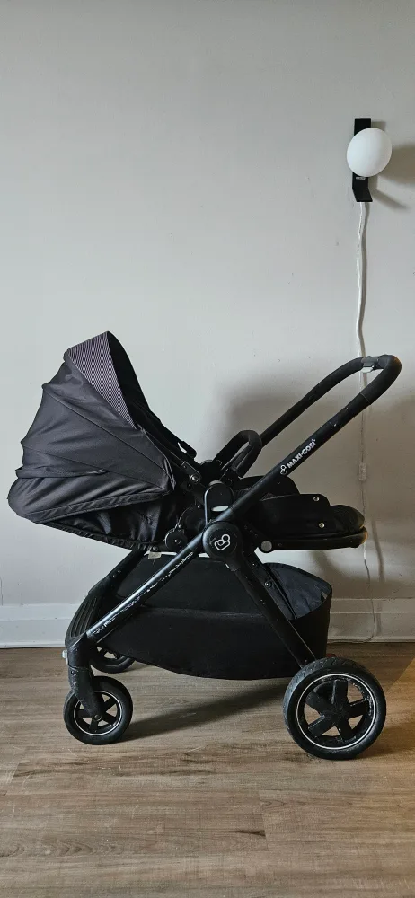 Adorra Maxi-Cosi Stroller - Black thumbnail