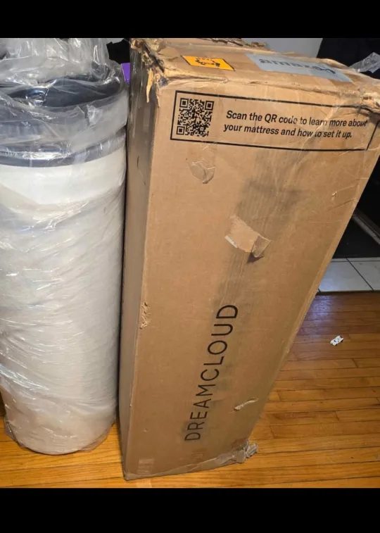 DreamCloud 12" Queen Mattress - Classic Hybrid image indicator(4)