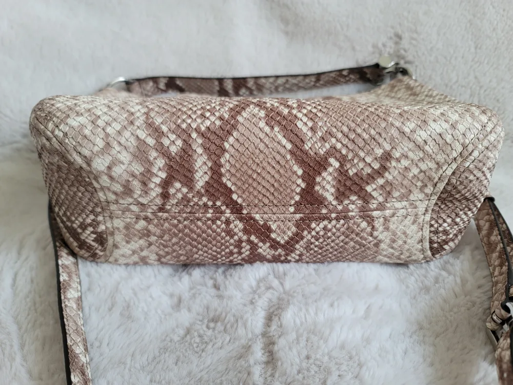 Michael Kors Snakeskin Crossbody Bag Pursw image indicator(6)