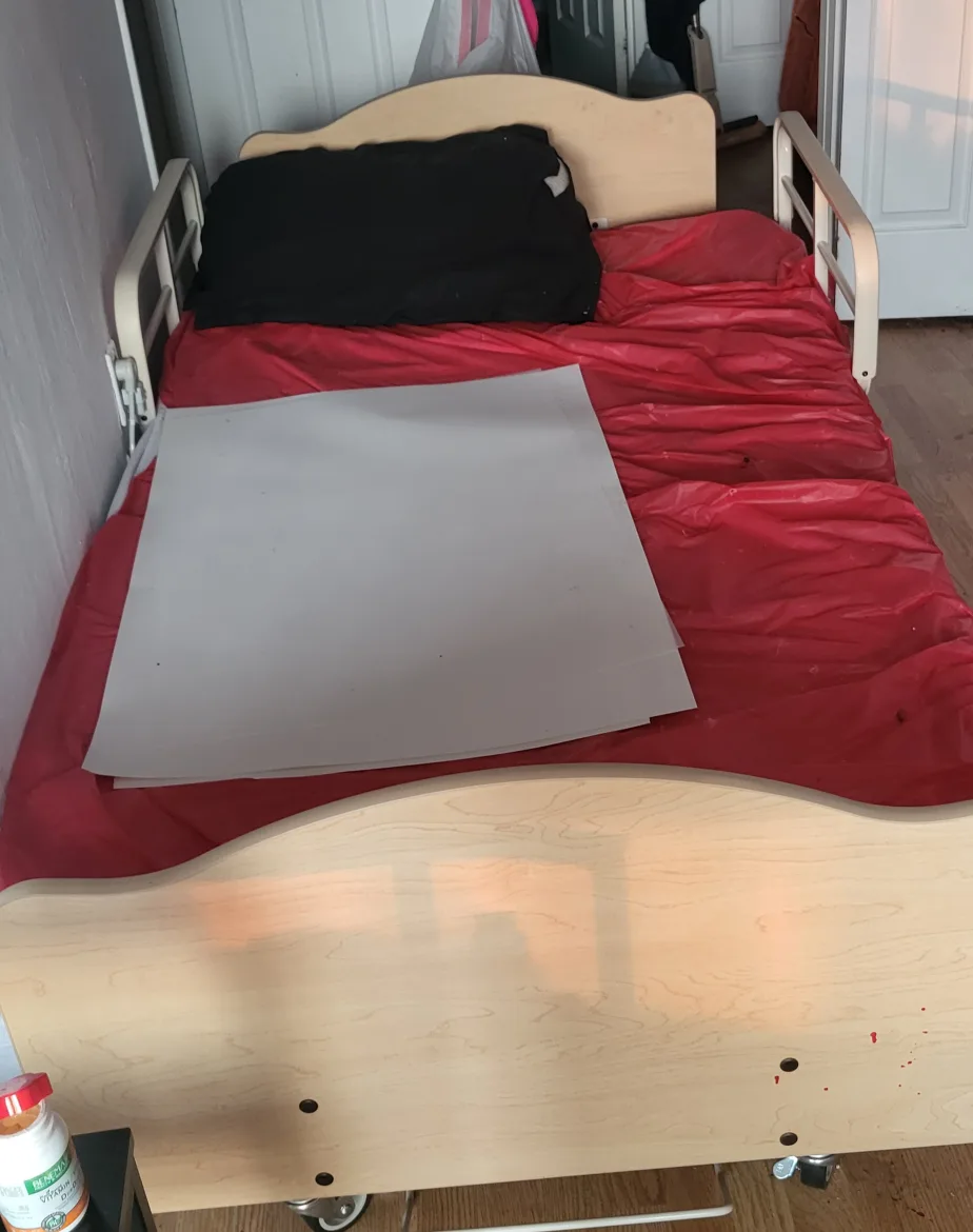 BRAND NEW HOSPITAL BED thumbnail