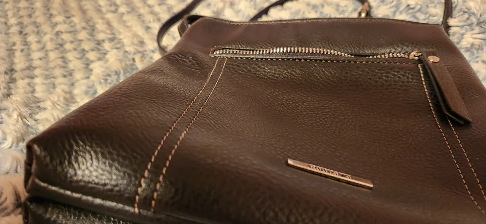 Roots 73 Brown Shoulder Bag🇨🇦thrifty picks thumbnail