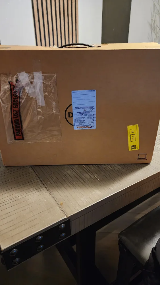 Dell XPS 15 9520 Laptop - i9, 32GB RAM, 1TB SSD, RTX 3050 image indicator(6)