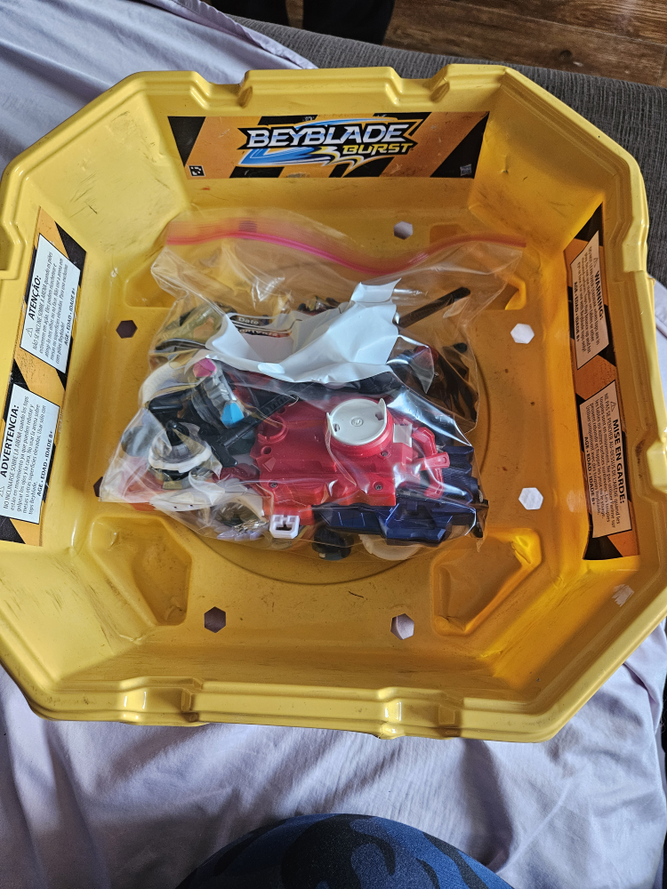 Beyblade Burst Stadium with Beyblade