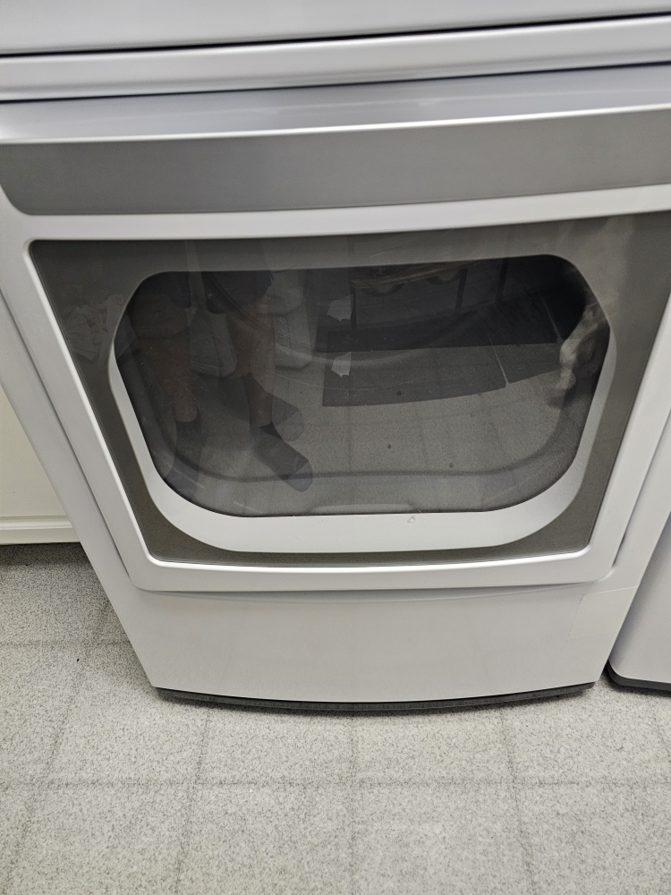 LG White GAS Dryer - photo 2