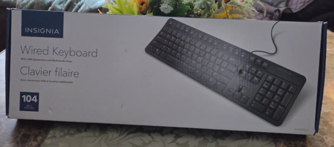 New Insignia Wired Keyboard - Black thumbnail