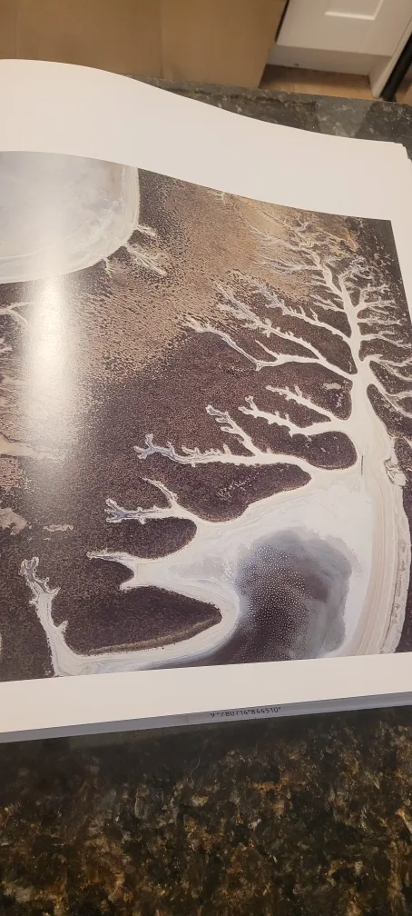 Earthsong by Bernhard Edmaier 🇨🇦🍁 image indicator(2)