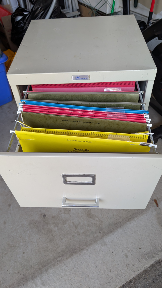 Filing Cabinet in good working condition - photo 2