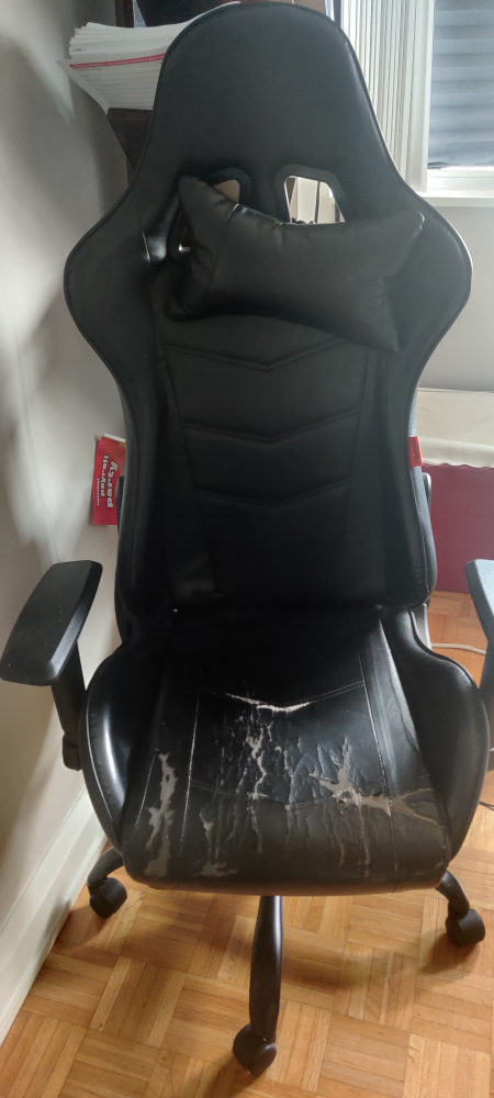Office desk and Gaming Chair - photo 3