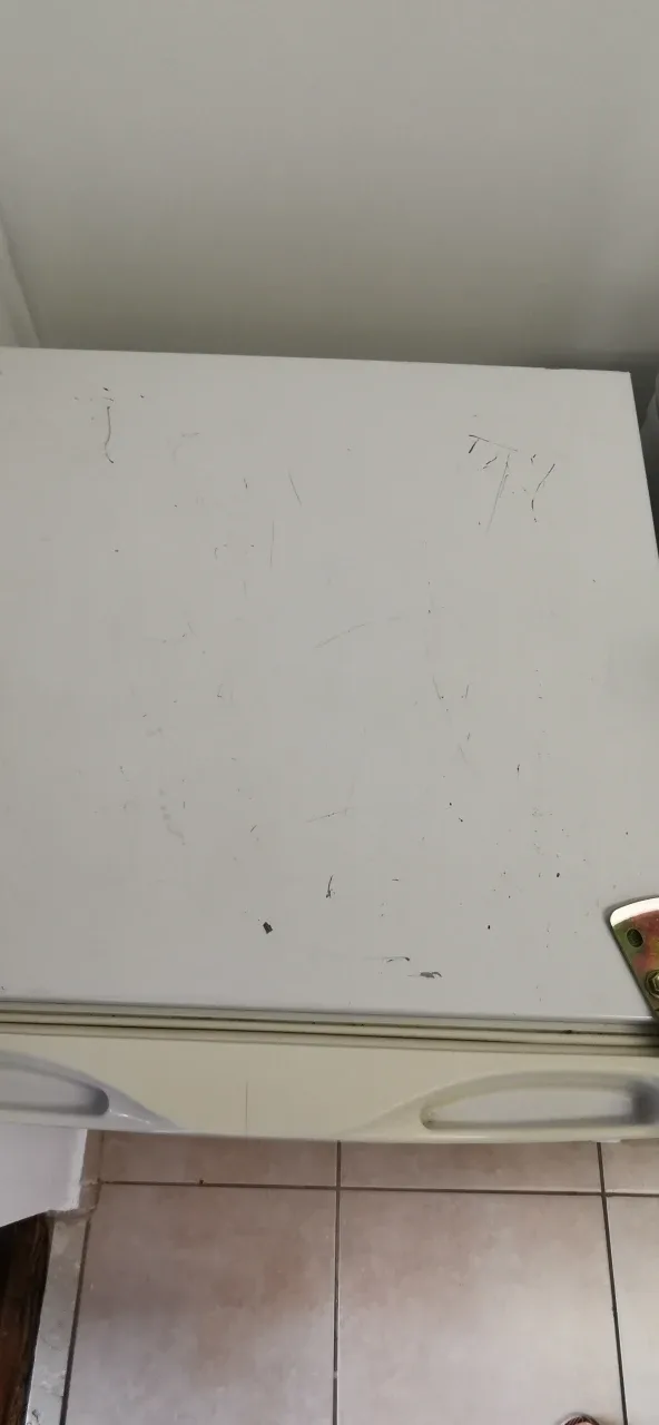 Diplomat Mini Fridge - White image indicator(7)