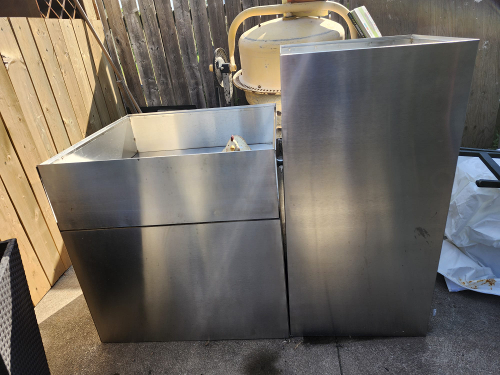 Stainless Steel store display - photo 4