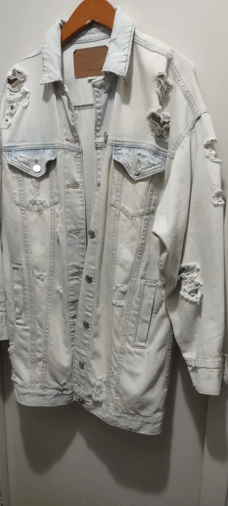 American Eagle Distressed Denim Jacket (unisex) thumbnail