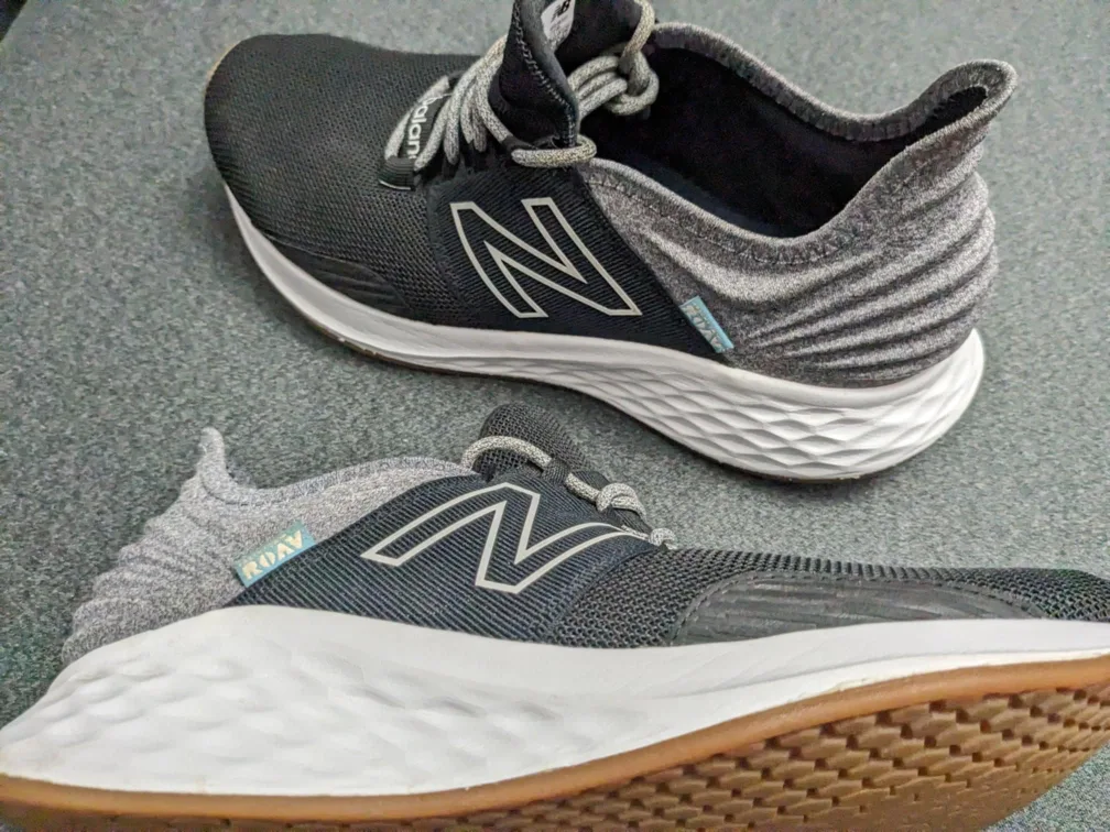New Balance Fresh Foam Roav v1 Running Shoes 9M thumbnail