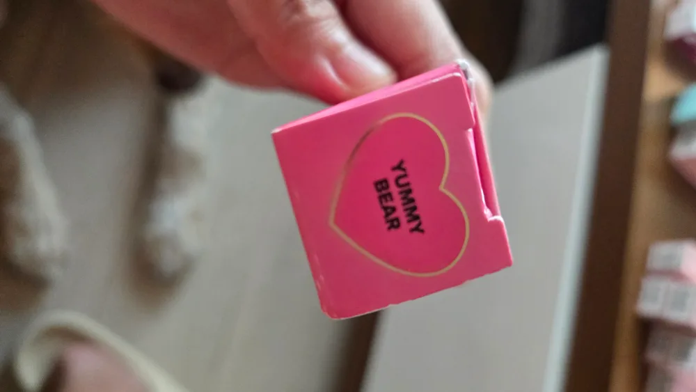 *NEW w/ box* Too Faced Lip Injection Maximum Plump – Yummy Bear image indicator(2)