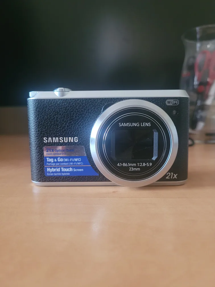 Samsung WB350F 16.3Mp 21x Zoom Digital Smart WiFi Camera thumbnail