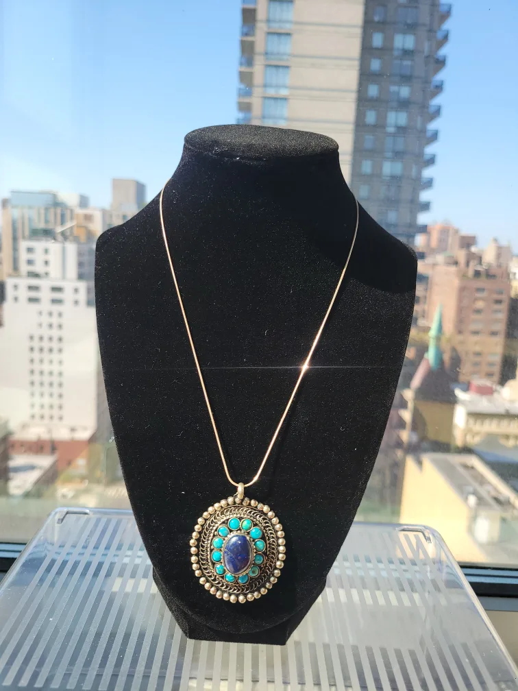 Vintage Turquoise Pendant Necklace thumbnail