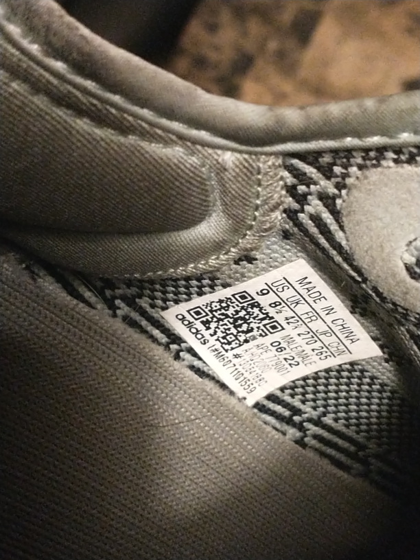 Adidas Yeezy Boost 350 V2 - photo 2