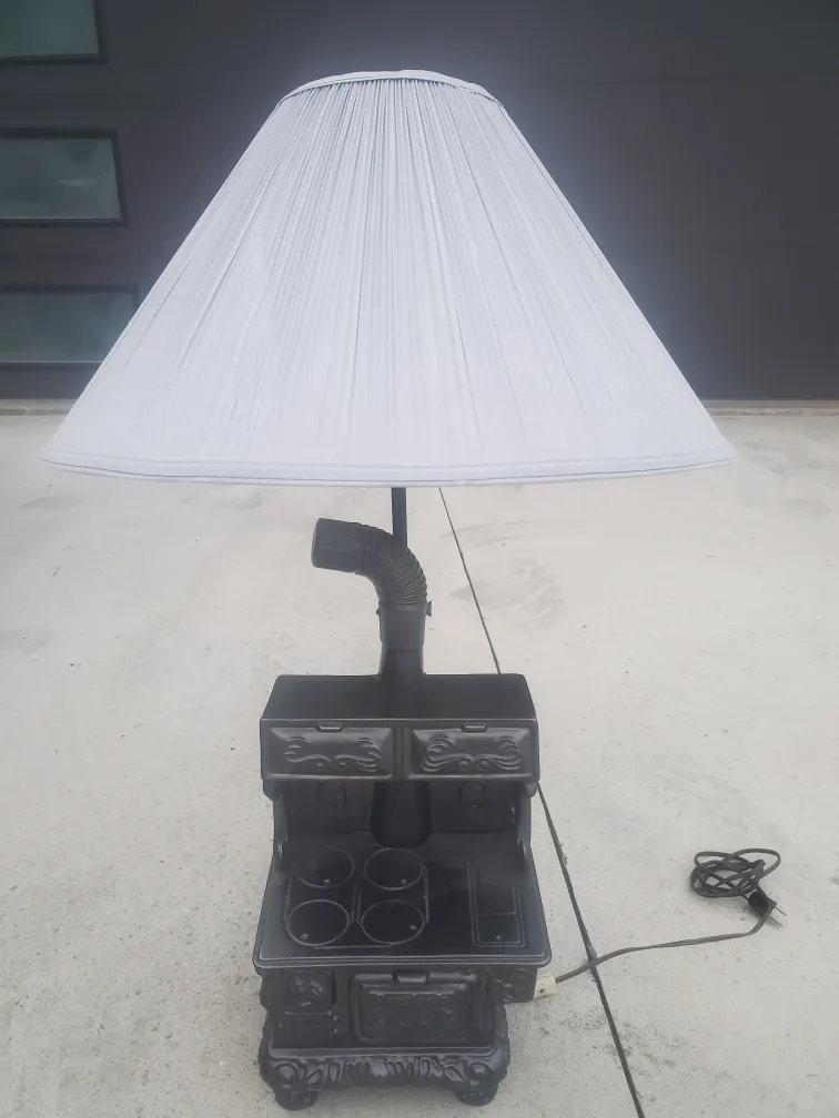 Vintage Stove Style Lamp thumbnail