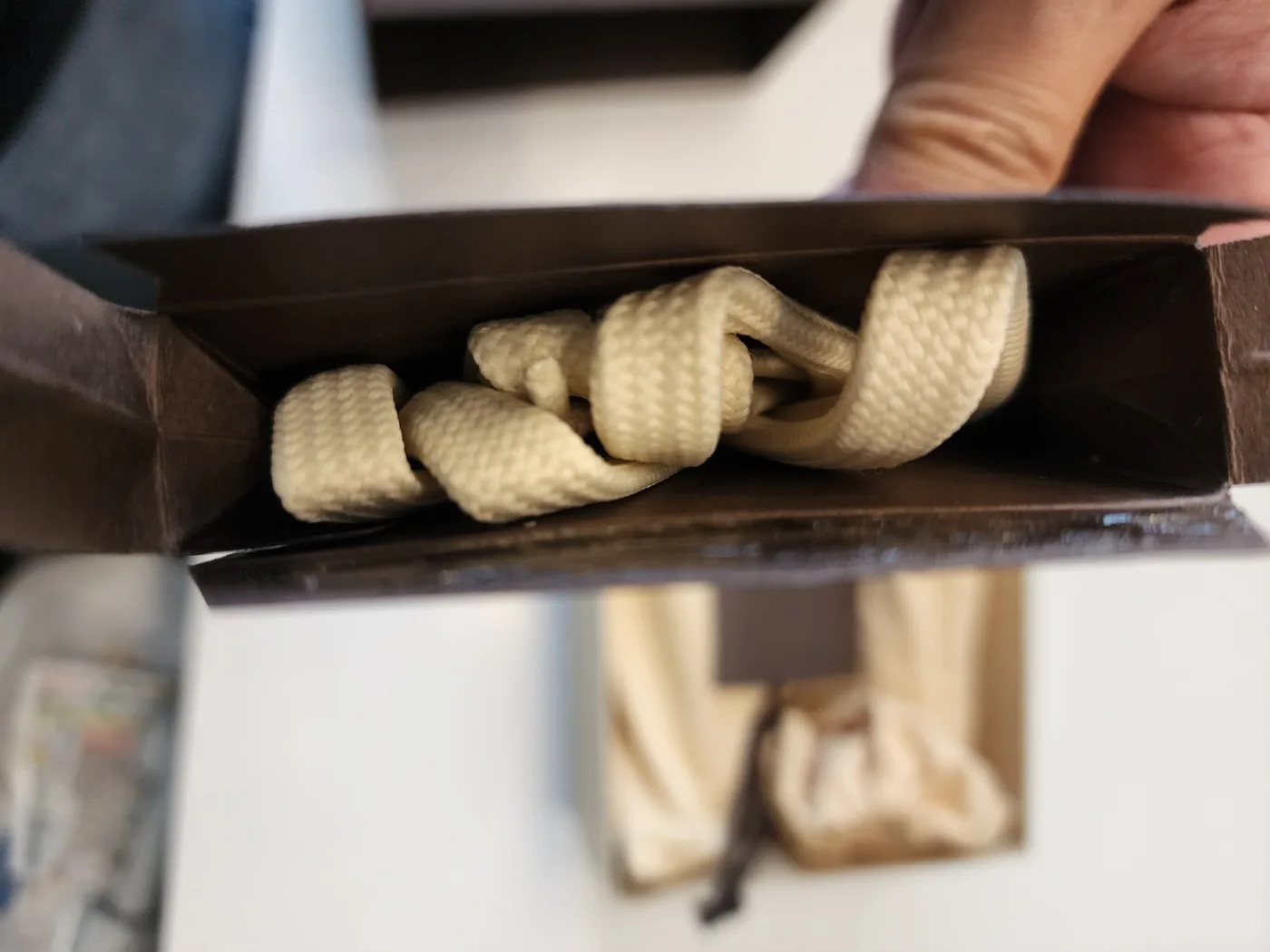 Retro Louis Vuitton Sneakers – Excellent Condition image indicator(10)