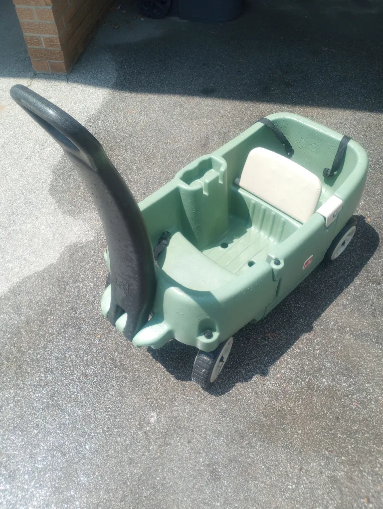 Step2 Wagon for Two - Green thumbnail