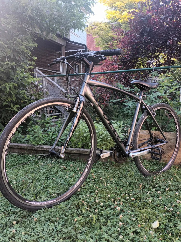 Apollo Exceed 20 Bike thumbnail