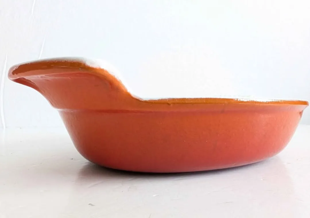 Orange Flame Enamel Cast Iron 'Au Gratin' Cookware Dish image indicator(2)