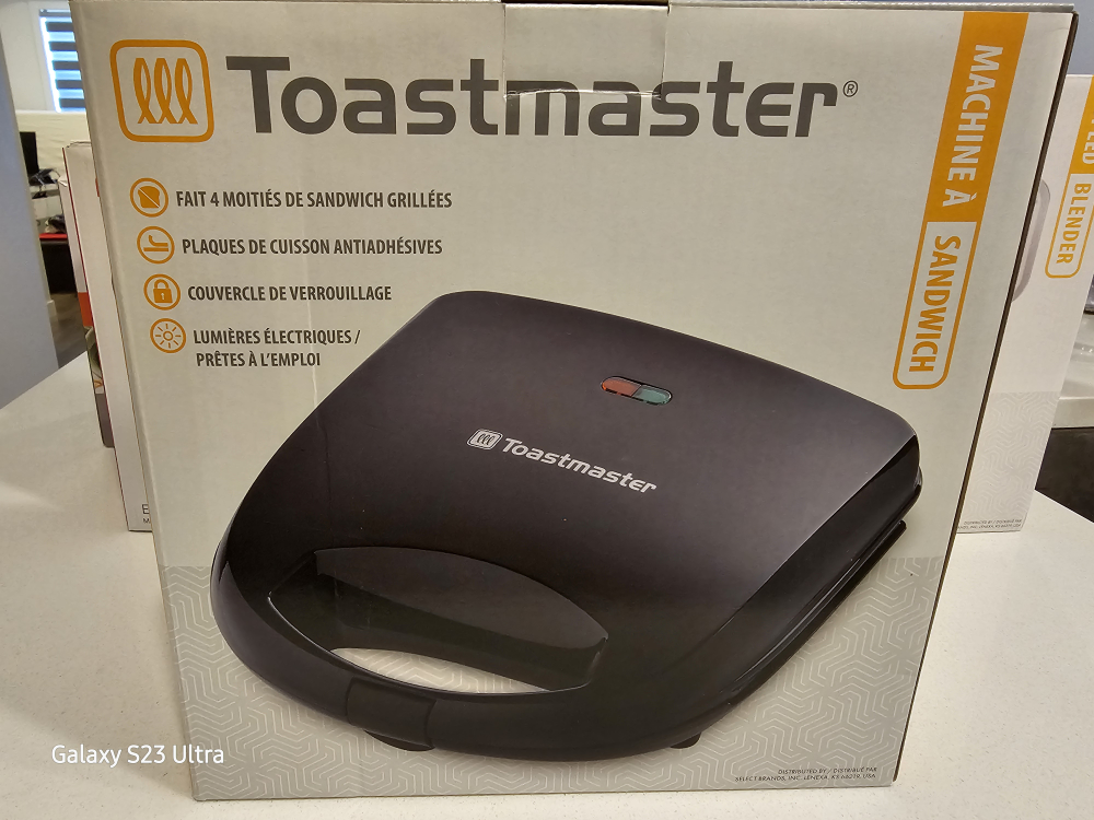 Rarely Used Toastmaster Blender +  Sandwich Toaster - photo 3