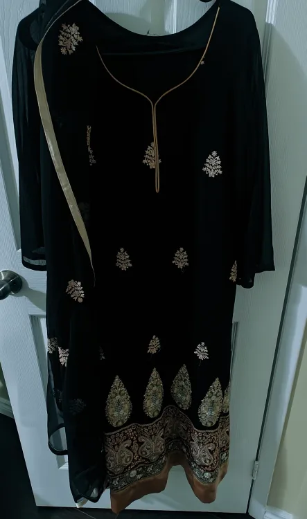 Black Embroidered  Kameez an dupatta thumbnail