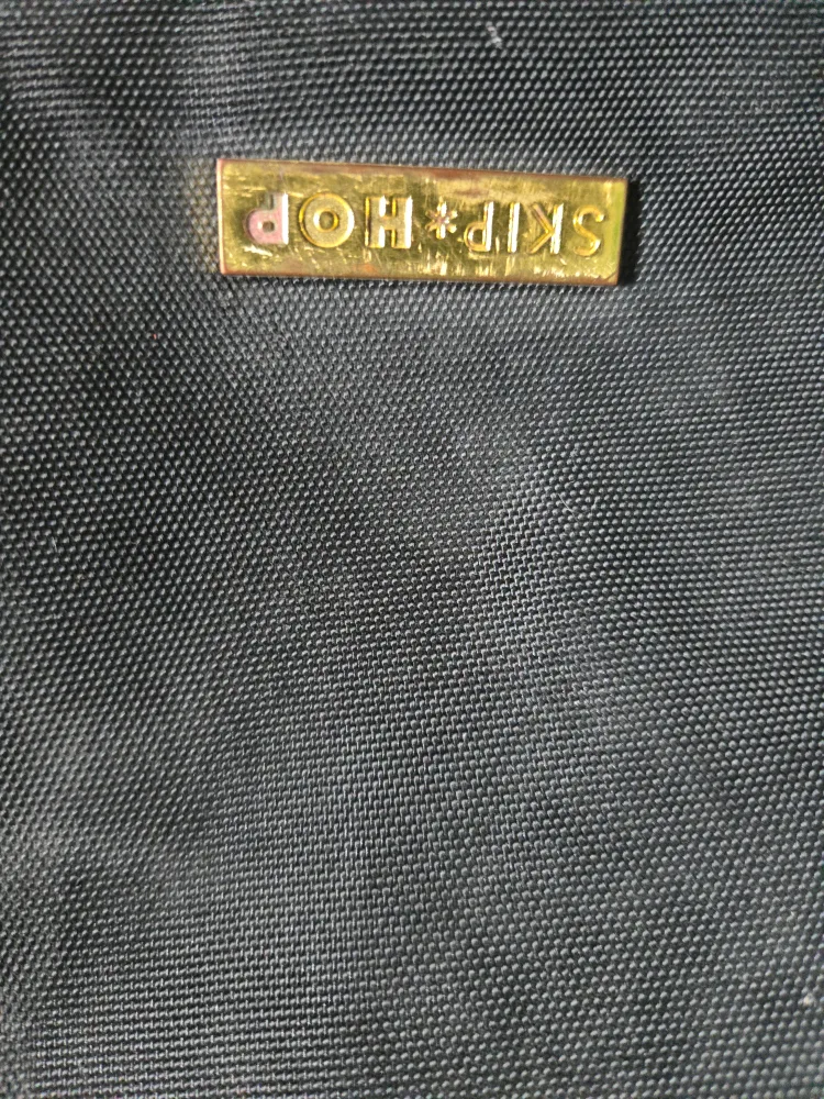 Skip Hop Black Diaper Bag image indicator(2)