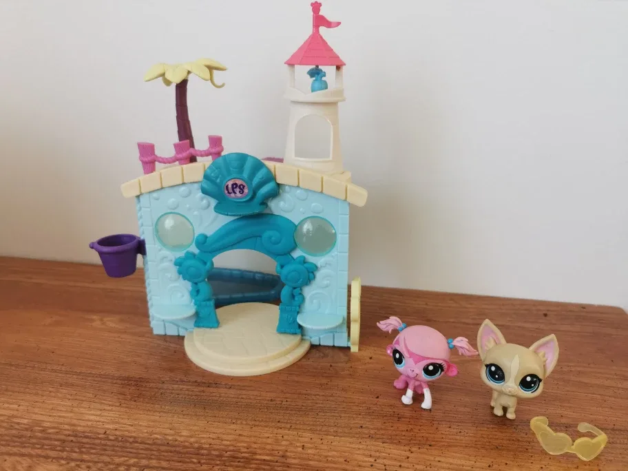 Littlest Pet Shop Playset & Figures thumbnail