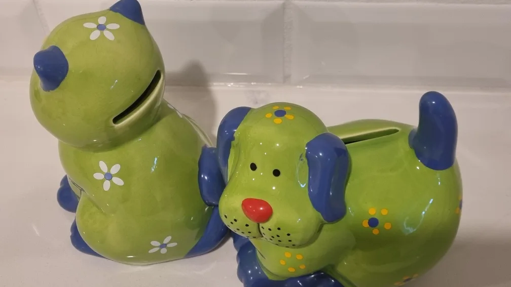 Kids Decor, Figurines & piggy banks image indicator(6)