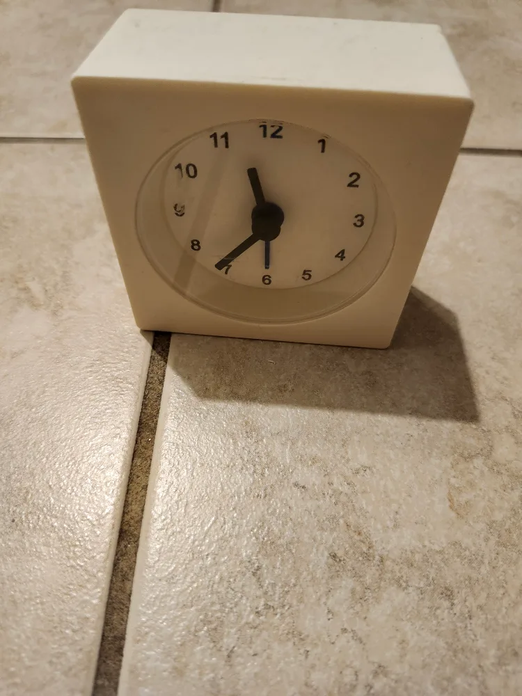 Digital Alarm Clock image indicator(2)