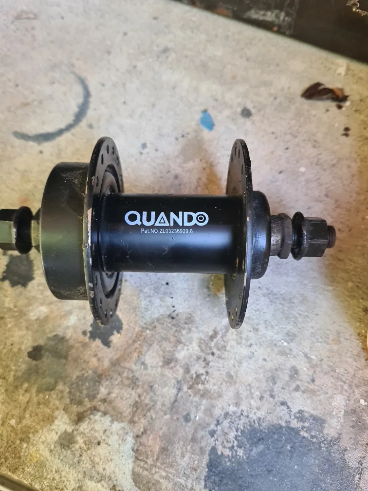 Bike Hub - Black image indicator(3)