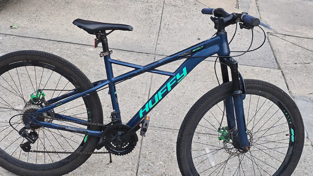 Huffy Scout 26 medium Mountain bike thumbnail