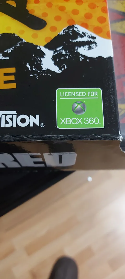 Tony Hawk SHRED - Xbox 360 Game with Board Controller image indicator(2)