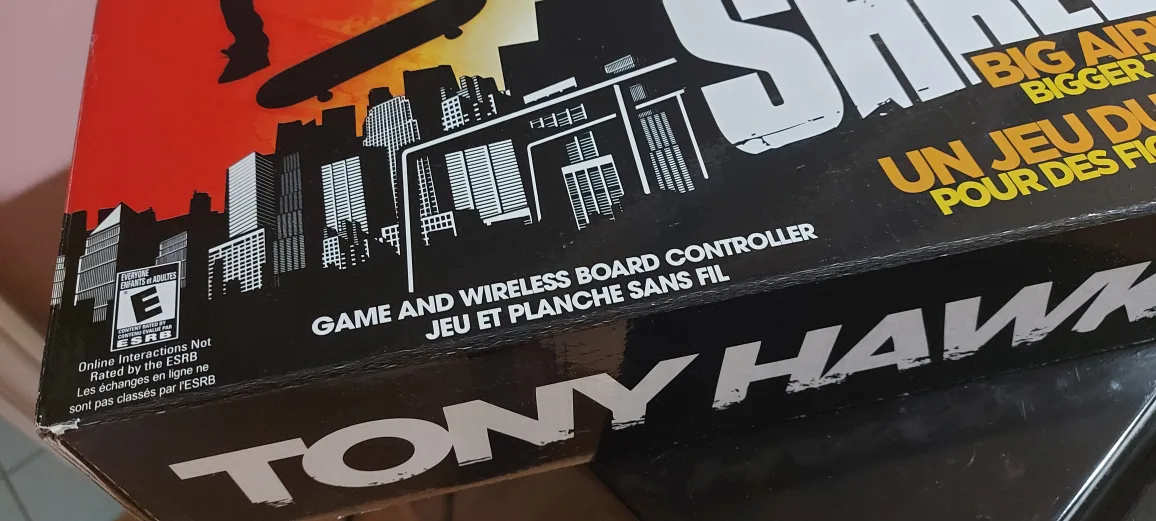 Tony Hawk SHRED - Xbox 360 Game with Board Controller image indicator(3)