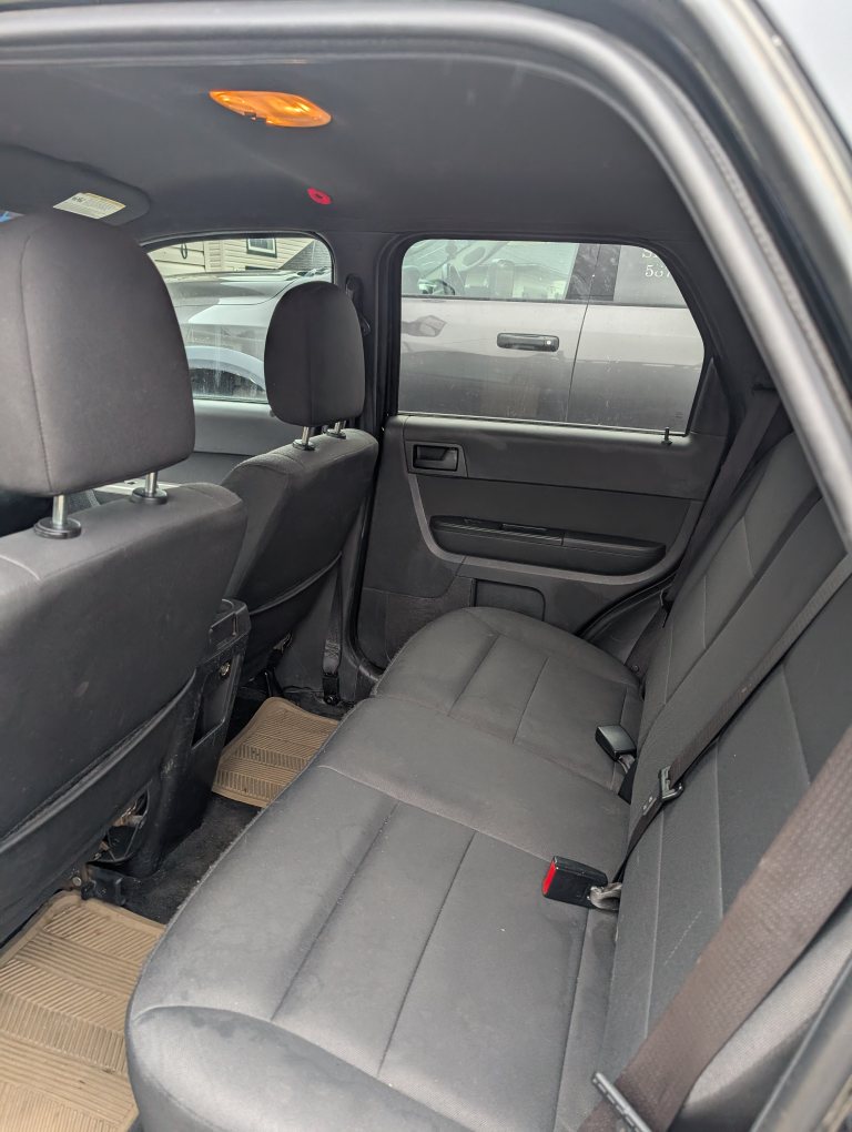 2012 Ford Escape AWD - Black SUV - photo 2