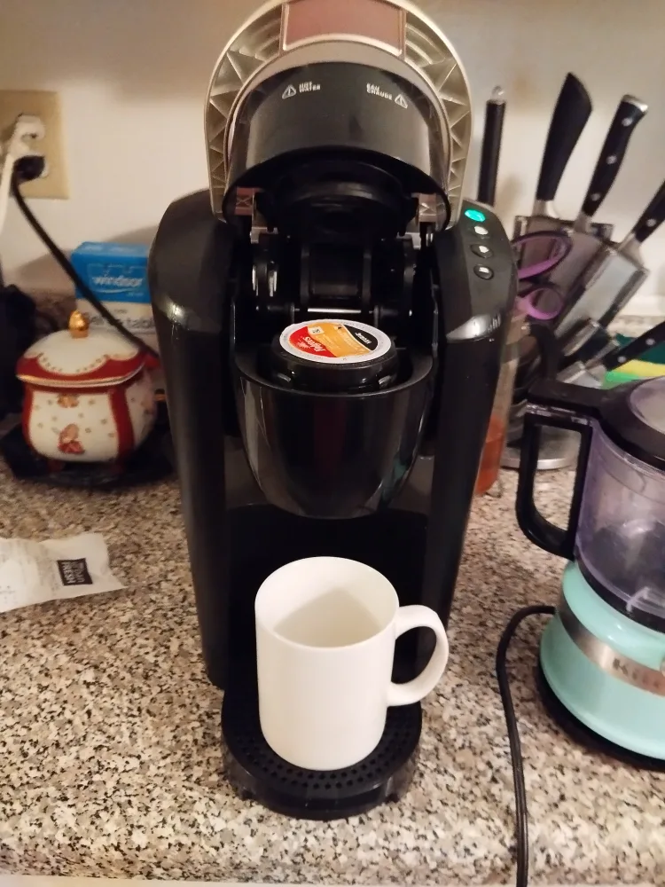 Keurig K-Compact Single Serve Coffee Maker thumbnail