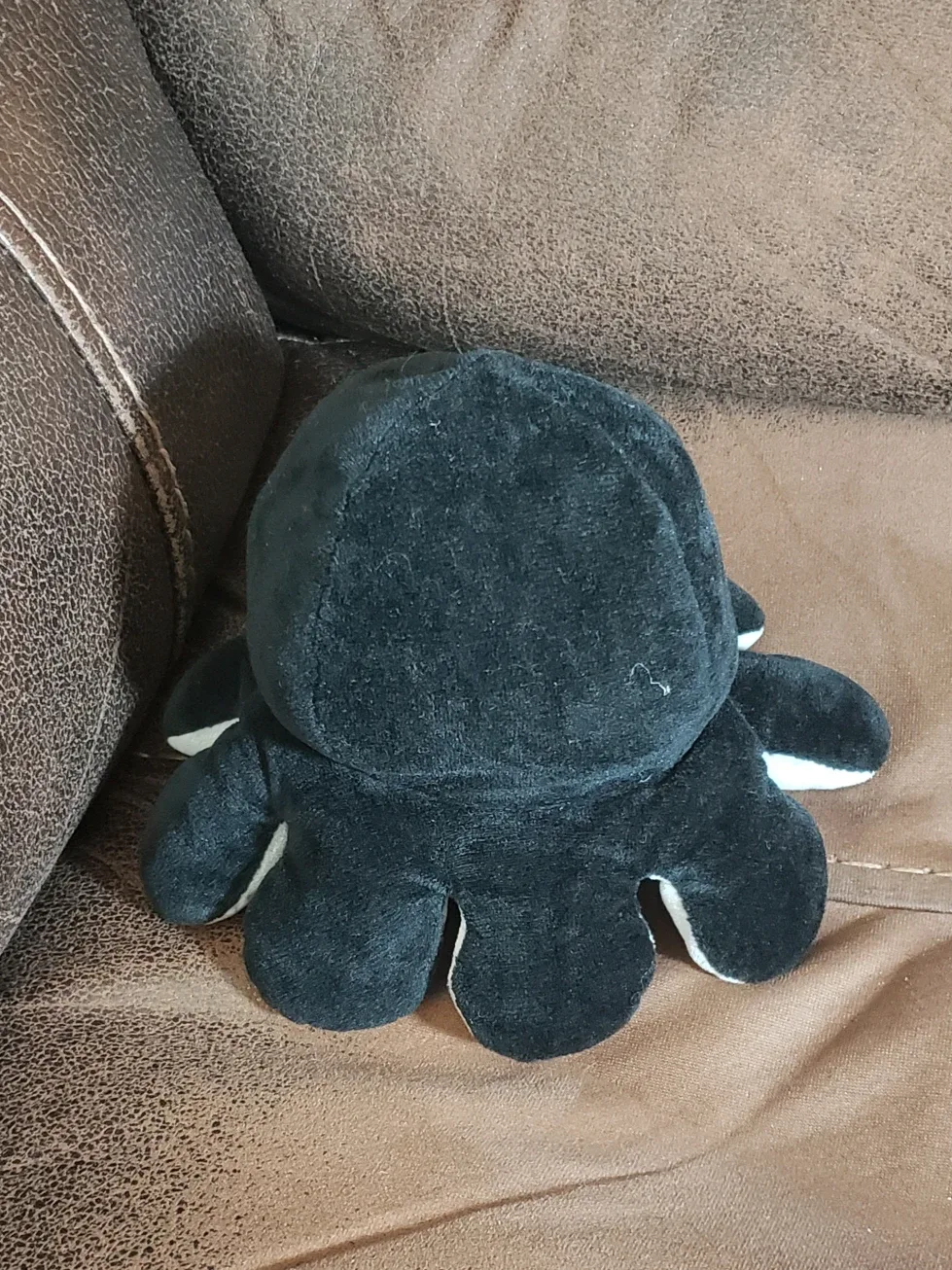 Stuffed Animal - Two-Sided Happy and Angry Octopus image indicator(5)