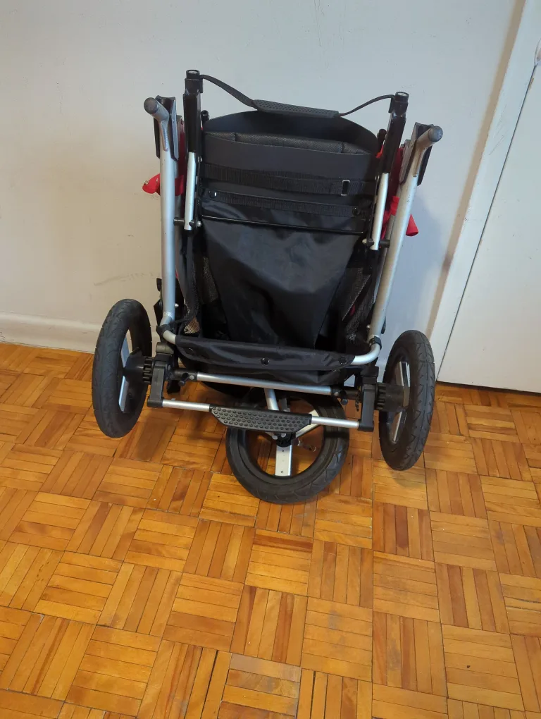Bumbleride Red Stroller image indicator(4)