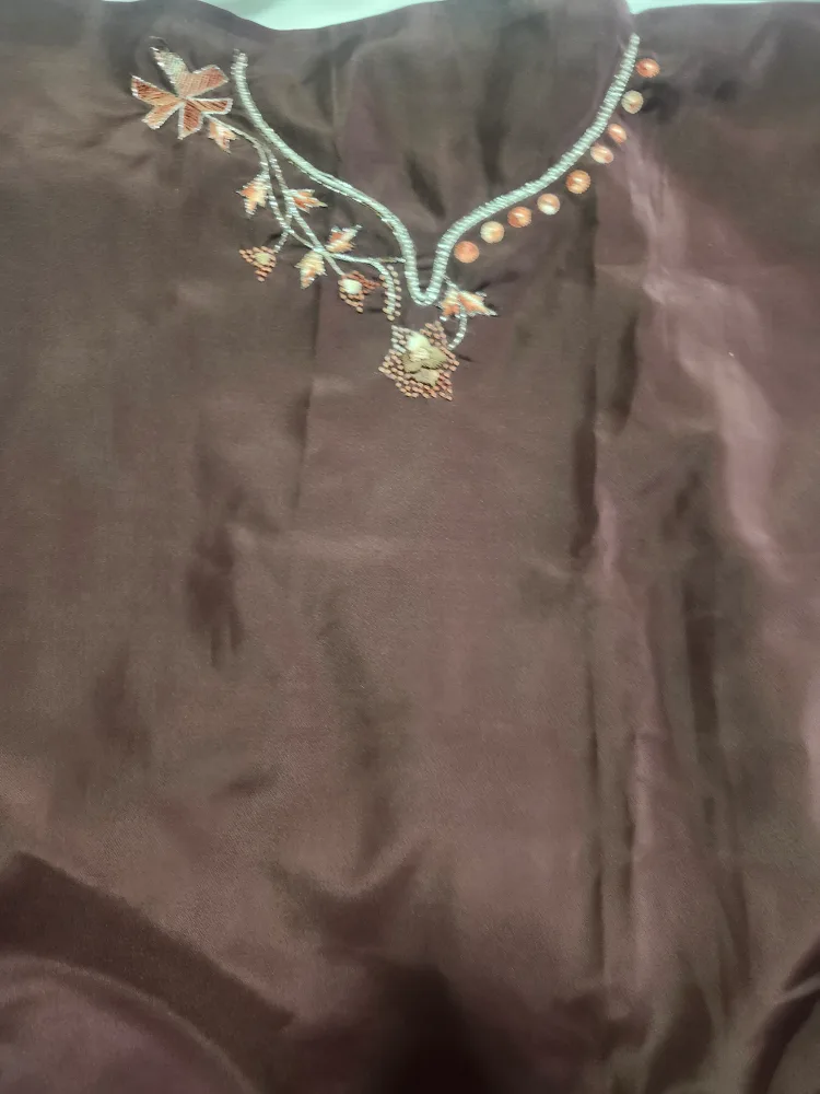 BNWT Embroidered Brown Dress Fabric  🇨🇦 image indicator(2)