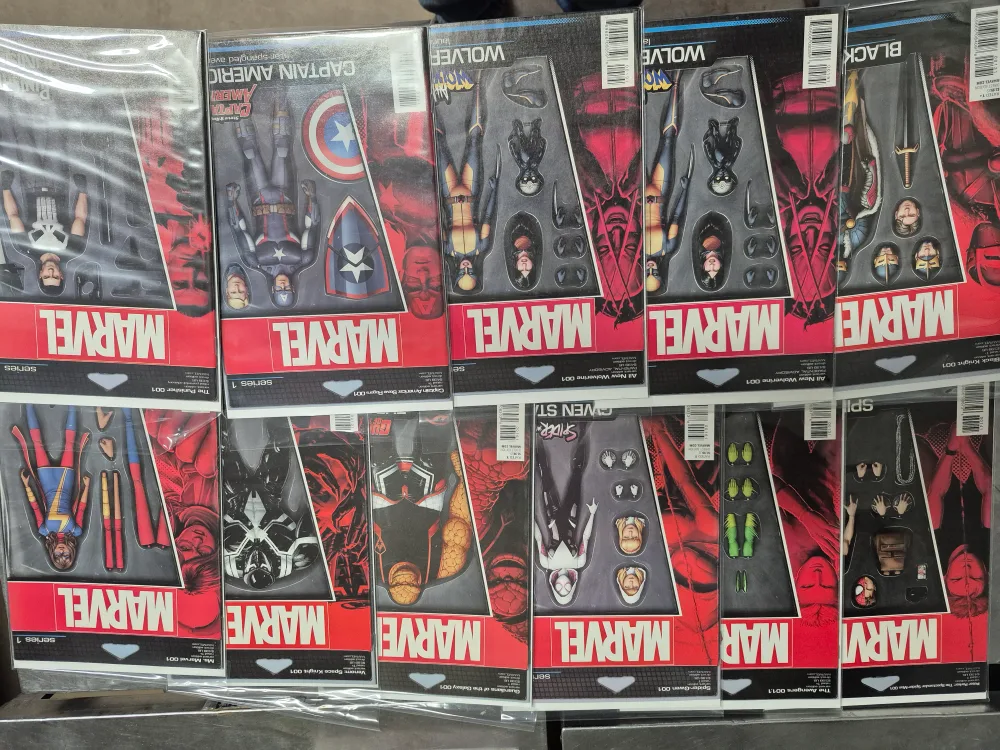 Marvel Paper Dolls - Various Characters thumbnail