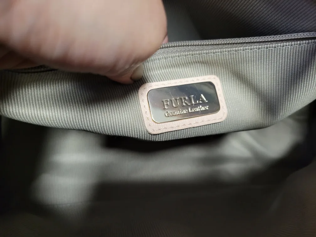 Furla Pink Leather Handbag image indicator(10)