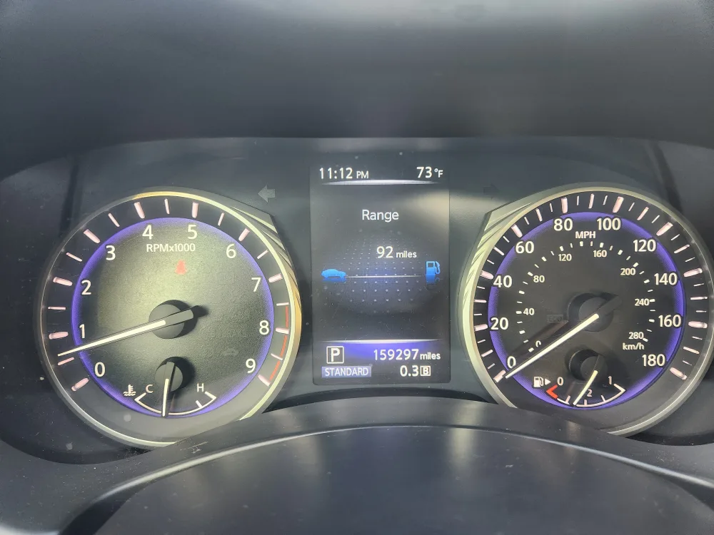 2014 Infiniti Q50 image indicator(9)