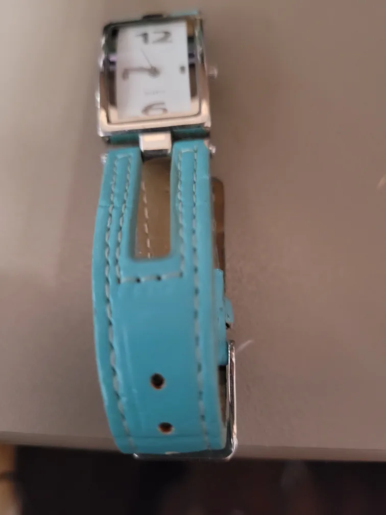 Ladies Quartz Watch - Turquoise Band🇨🇦 thumbnail